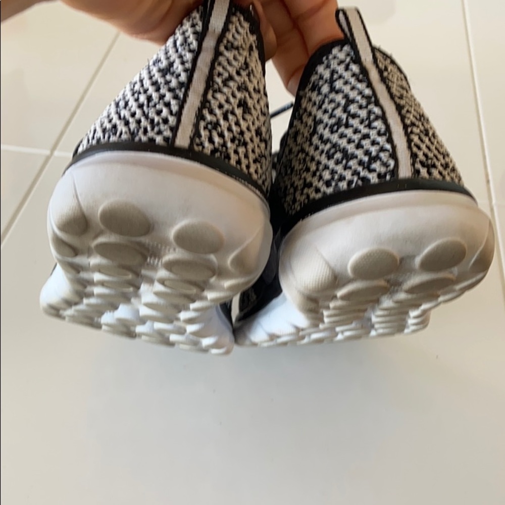 Target shoes - Picture 3 of 3